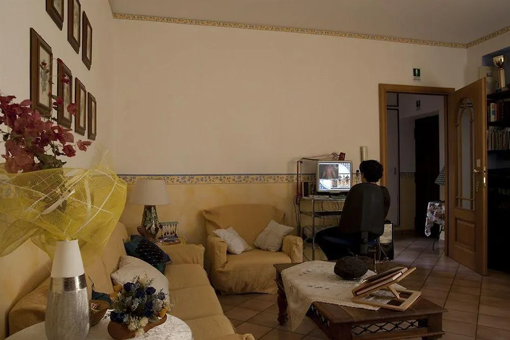 B&B Giuseppe Verdi Катания Отель типа 